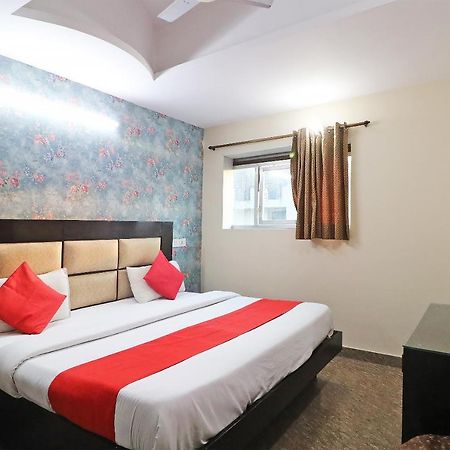 Hotel Westend Holiday Home 5 Mint From Nizamuddin Railway Station نيودلهي المظهر الخارجي الصورة