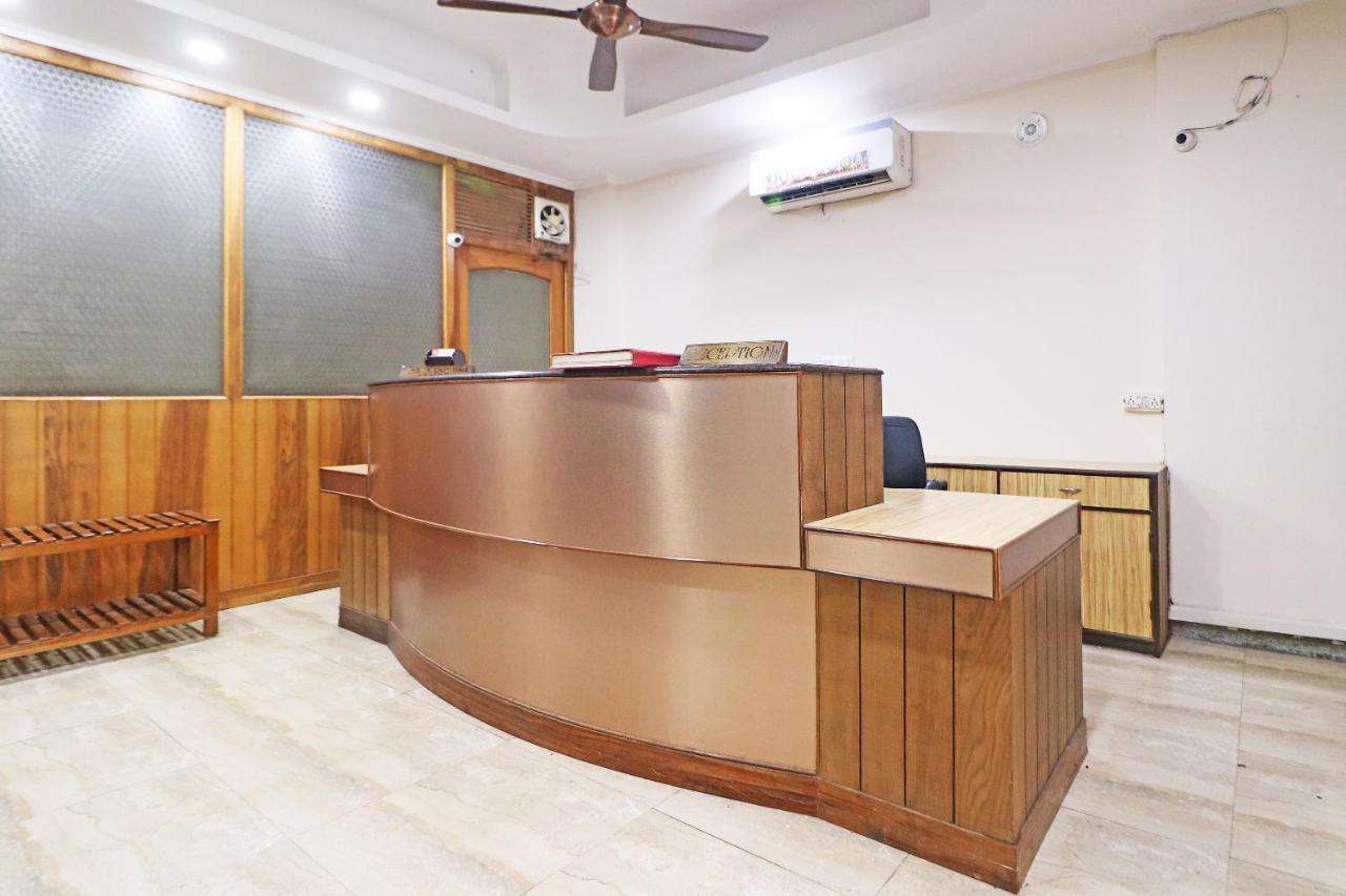 Hotel Westend Holiday Home 5 Mint From Nizamuddin Railway Station نيودلهي المظهر الخارجي الصورة