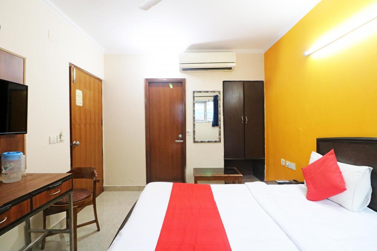 Hotel Westend Holiday Home 5 Mint From Nizamuddin Railway Station نيودلهي المظهر الخارجي الصورة